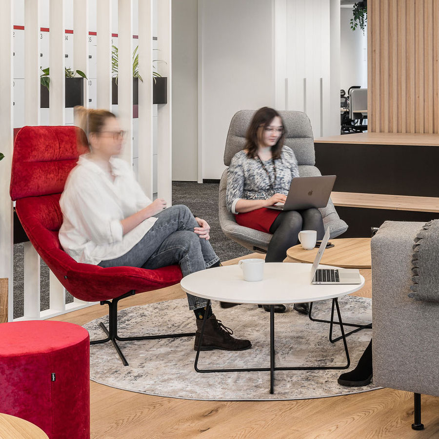 Noti Mishell Beistelltisch mit Kufengestell Tischplatte weiß, Kufengestell schwarz