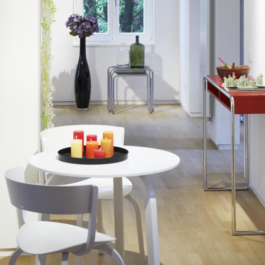 THONET B 108 Konsolentisch mit Ablagefächern | Beispielbild