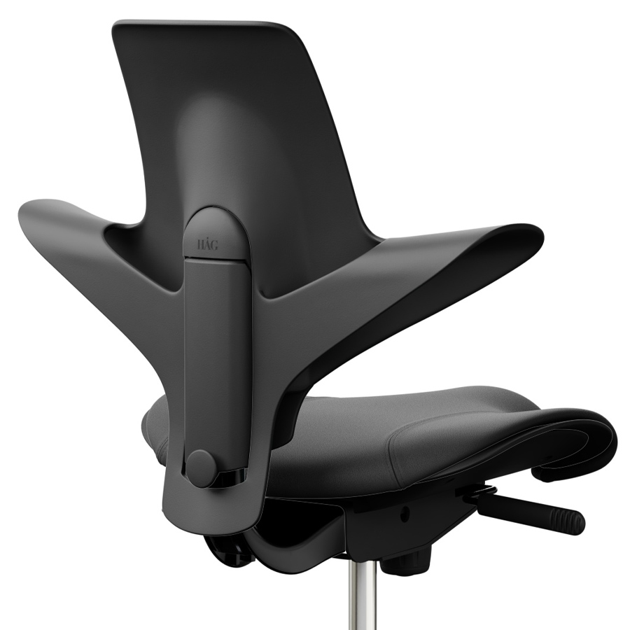 HAG CAPISCO PULS 8020 Sitzfläche Leder schwarz - Sitzschale u. Gestell schwarz - Nahaufnahme