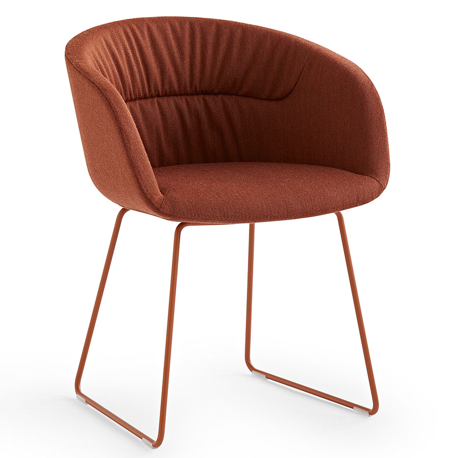 Noti Paxt Soft mit Stoff Mood 5101 Rot und Kufengestell RAL 3013 Coral