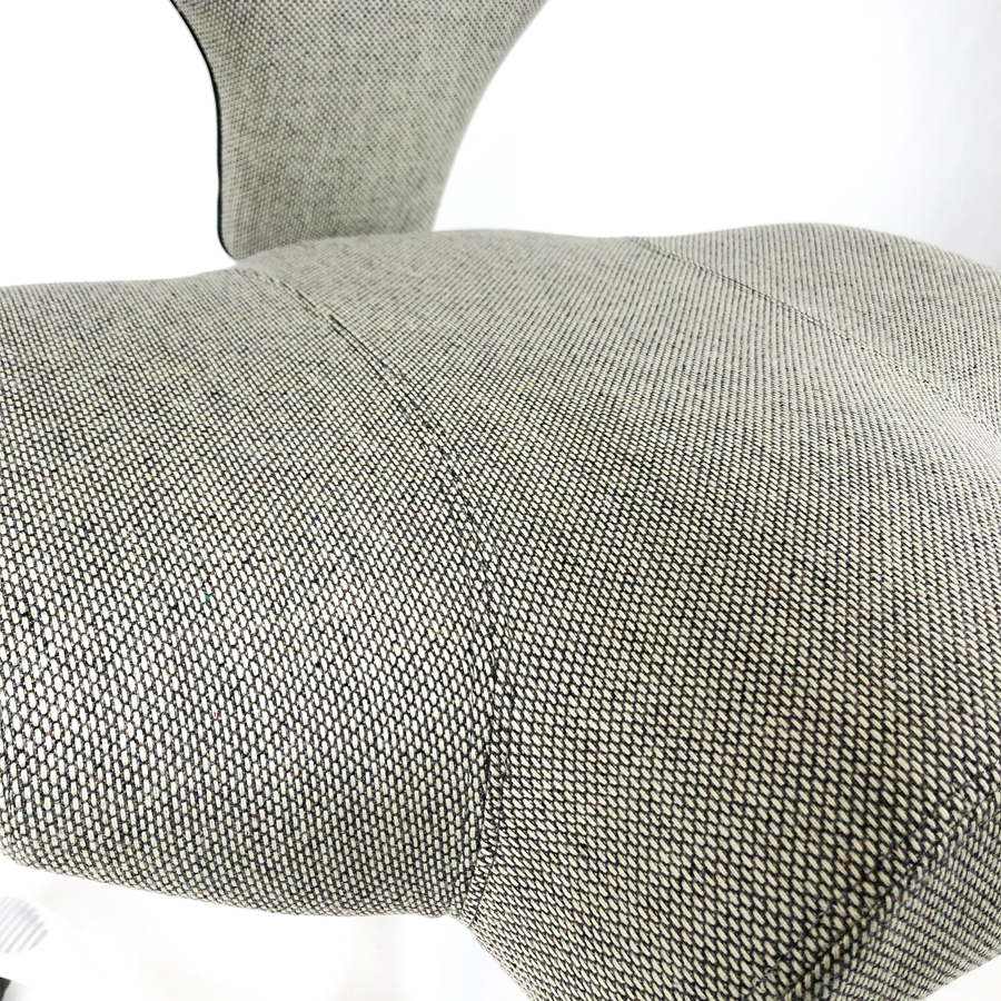 HAG CAPISCO 8106 Stoff Re-wool 0408 lindgrün - Nahaufnahme