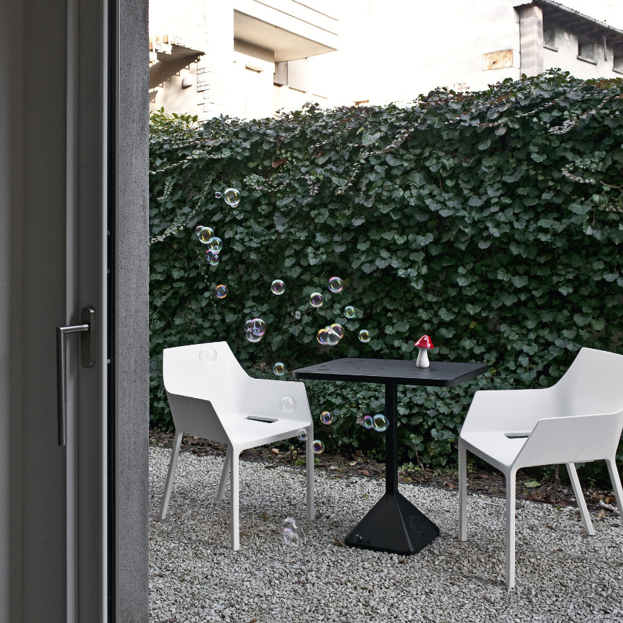 Kristalia Mem weiß  Outdoor