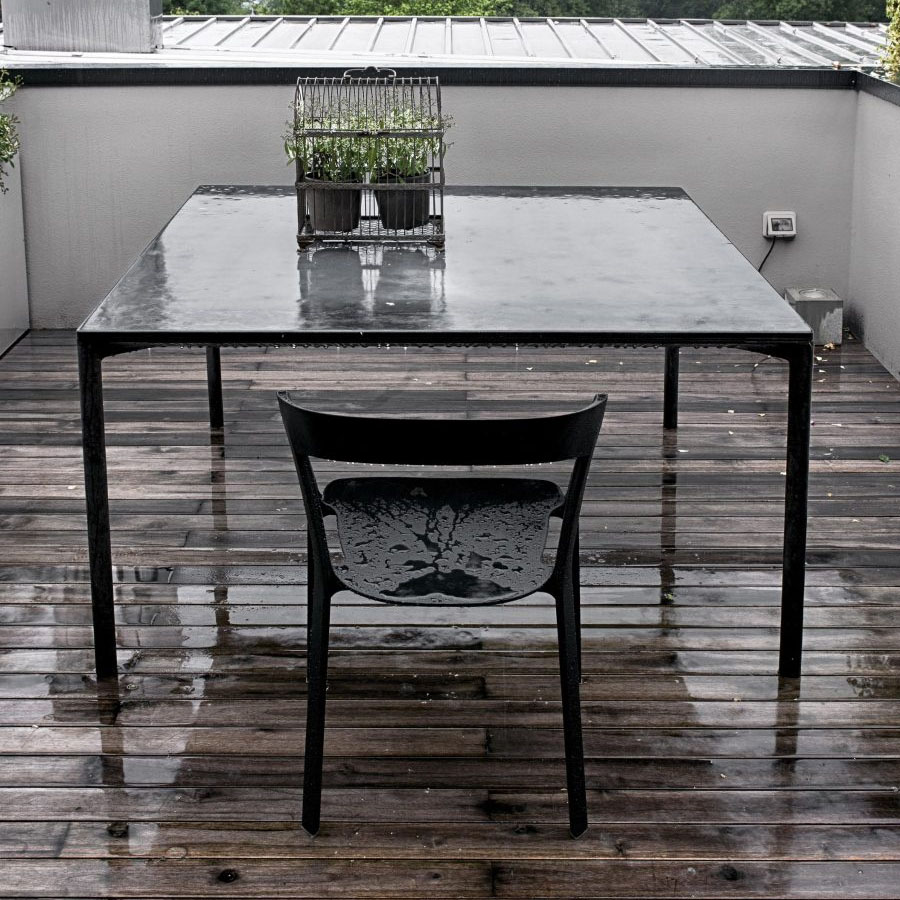 Kristalia Boiacca Tisch dunkelgrauzement