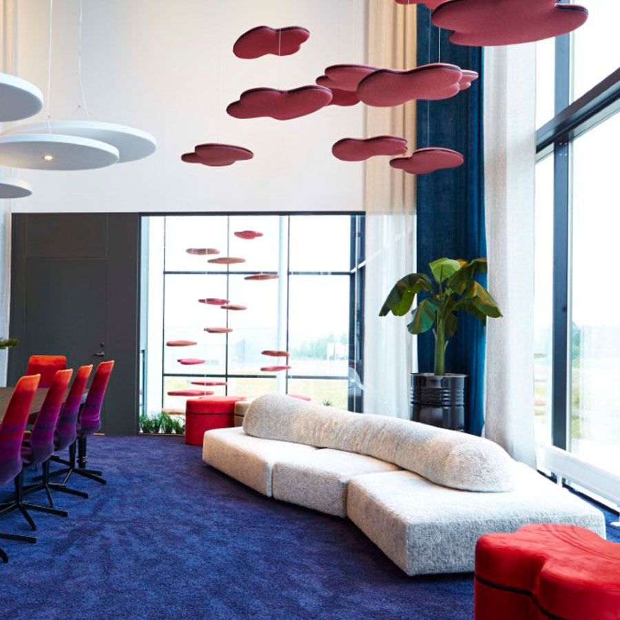 Götessons Hang Over Deckenpaneel in Wolkenform