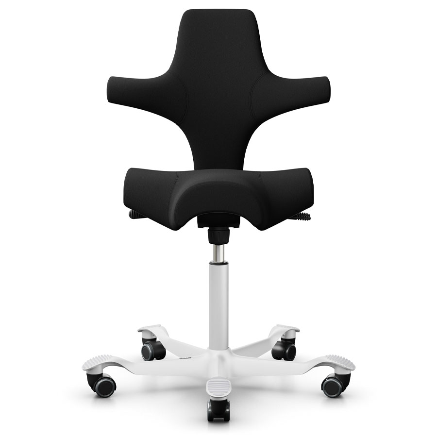 HAG CAPISCO 8106 Stoff Xtreme schwarz mit Sattelsitz - Gestell weiß - Frontansicht