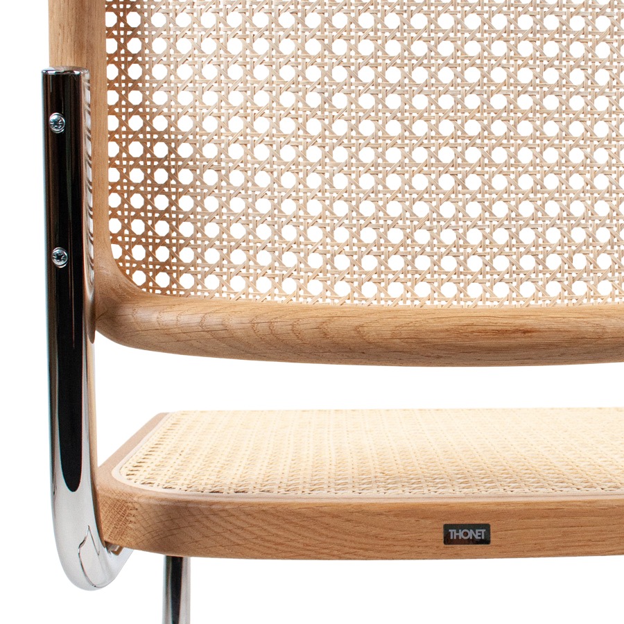 THONET Stahlrohr-Freischwinger S 32 V Rohrgeflecht-Sitz Eiche Pure Materials - Nahaufnahme
