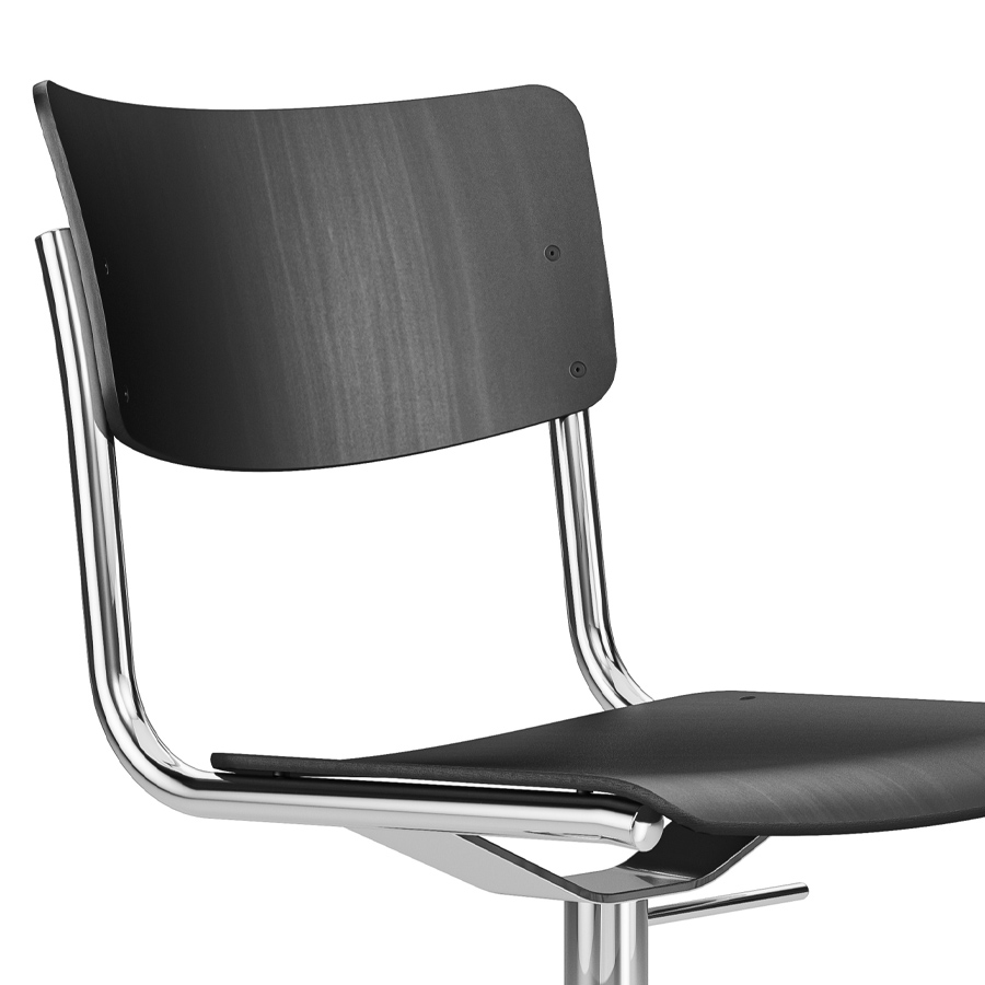 THONET Drehsessel S 43 DR schwarz gebeizt - Nahaufnahme