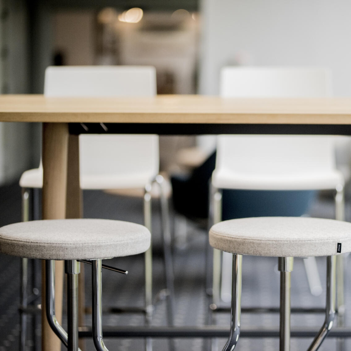 THONET S 123 PH Barhocker | Gestell verchromt | Konfigurator