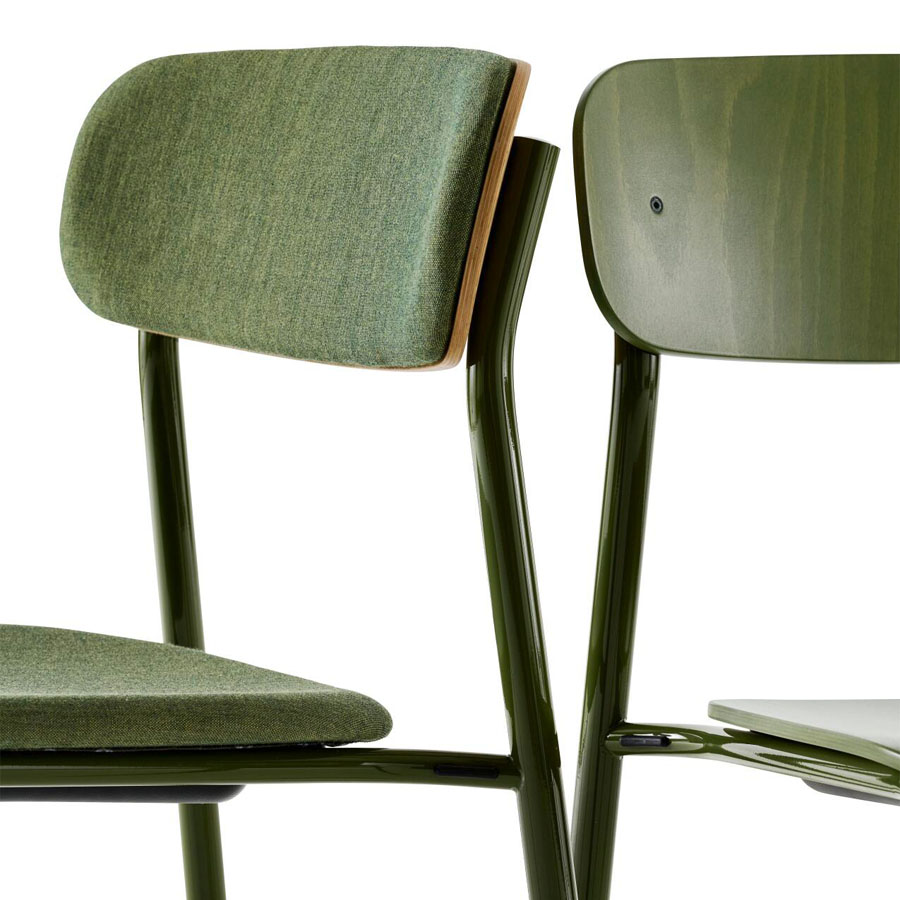 THONET S 243 Stahlrohrstuhl | Buche olivgrün gebeizt | Gestell olivgrün | Nahaufnahme