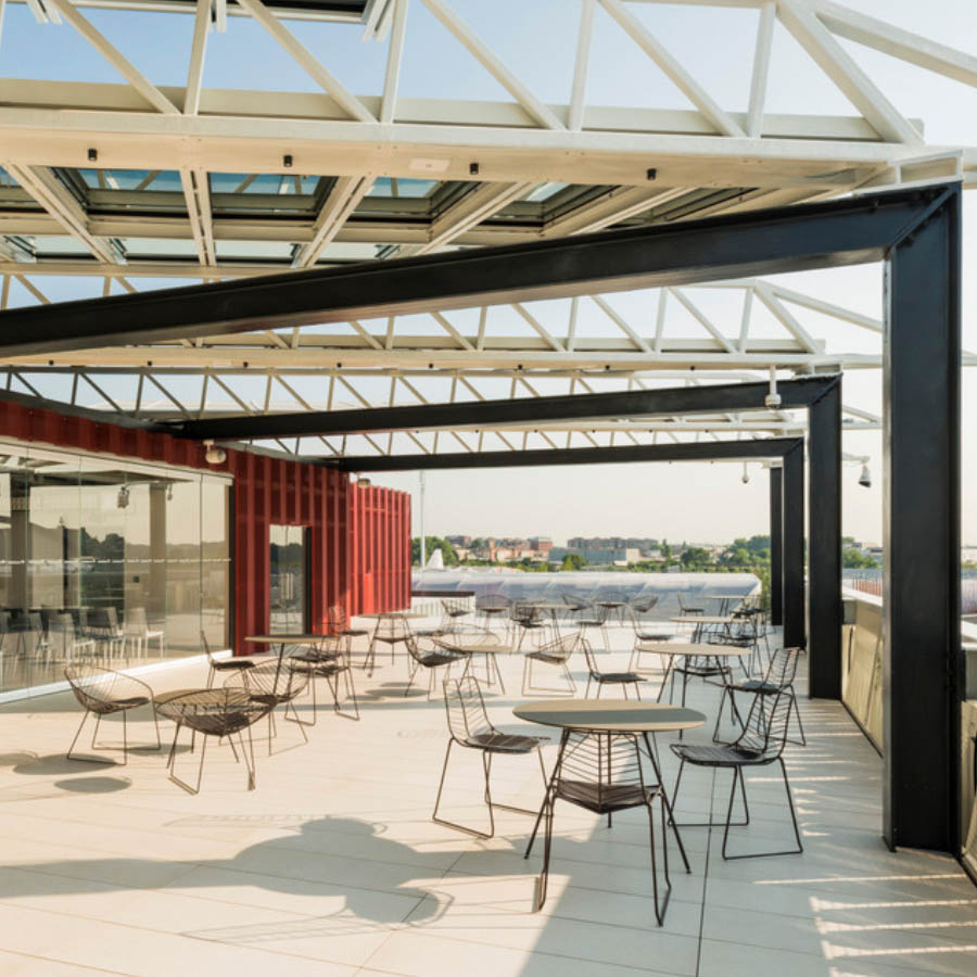 Arper LEAF 1814 Beistelltisch runde Platte - Höhe 74 cm