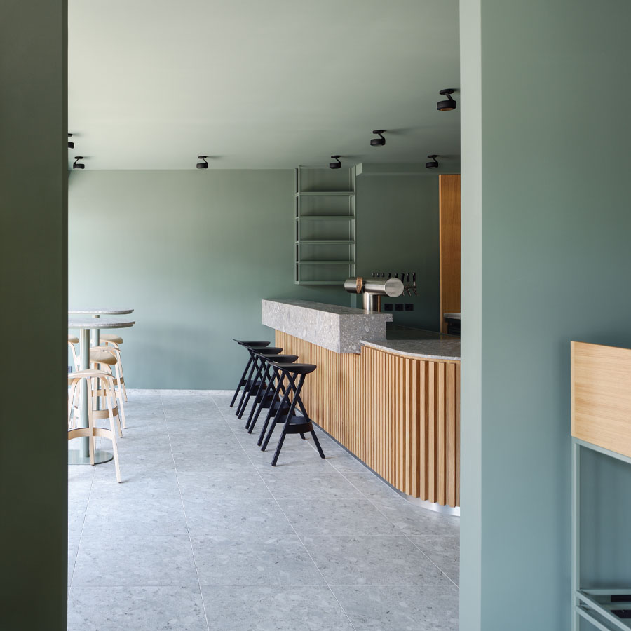 THONET 404 H Holzbarhocker - Beispielbild