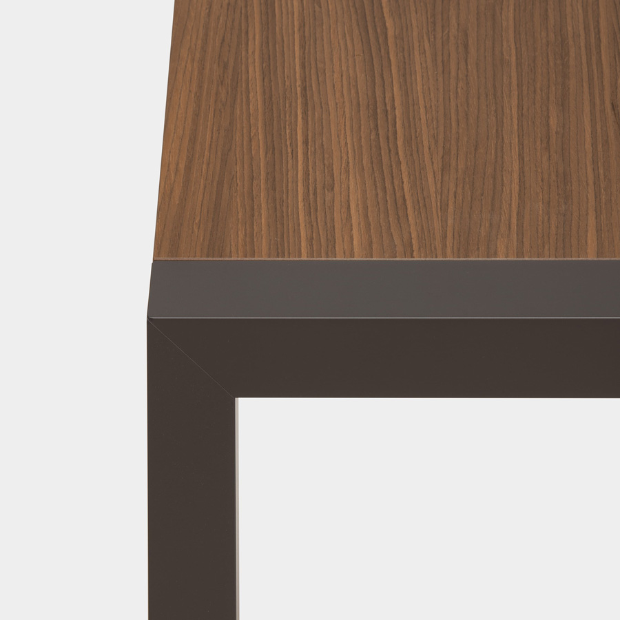 Kristalia Sushi Esstisch - Beispielbild