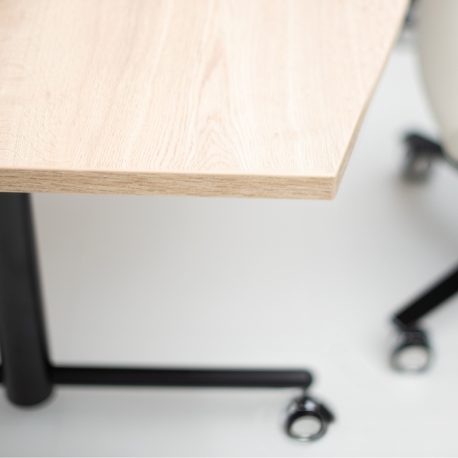 Bosse TC Konferenztisch | Black Edition | Platte Eiche hell | Rollen