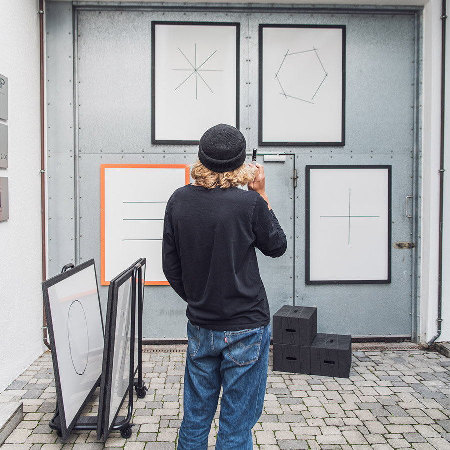 wp Flomo Board befestigt mit Flomo Magnet