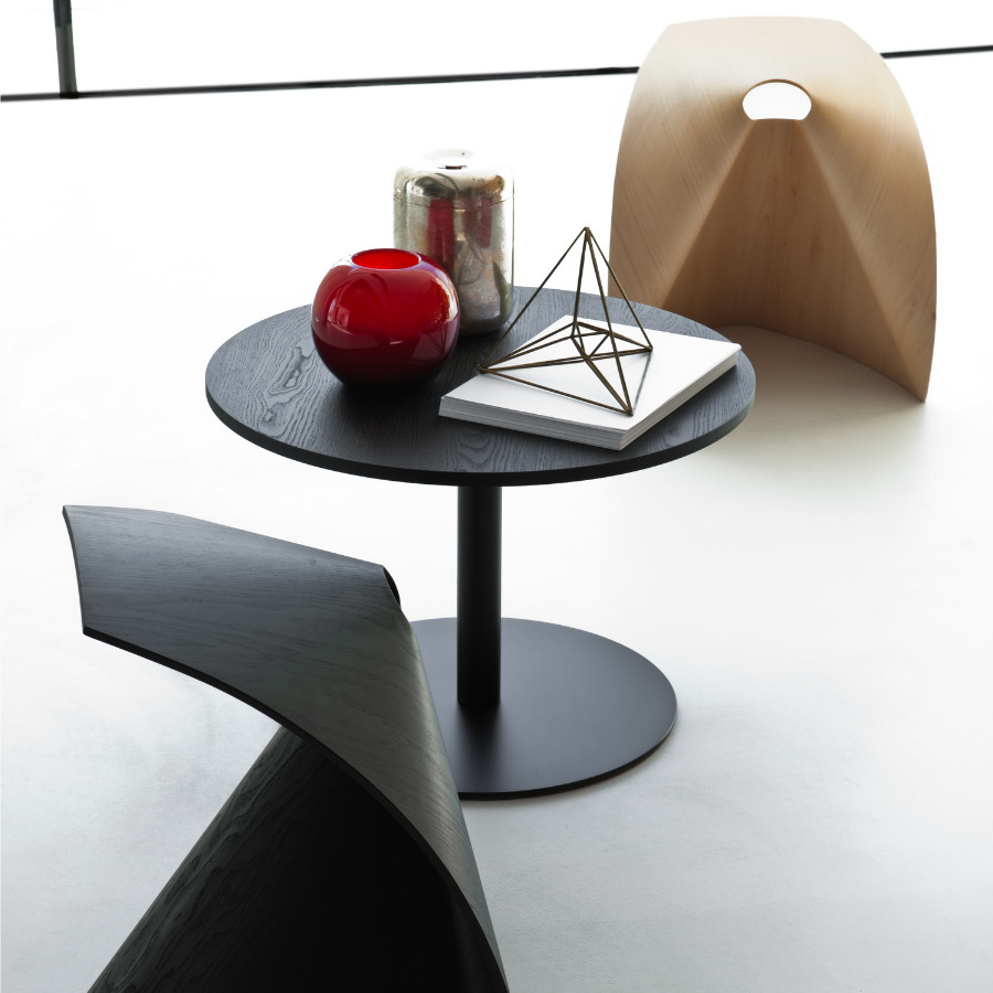 lapalma AP Eiche gebleicht und schwarz offenporig