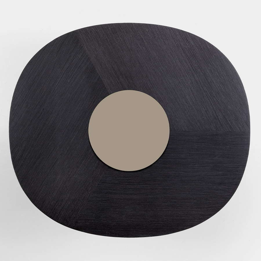 Kristalia Holo Pillar - Esstisch - Tischplatte Eiche schwarz (Ausführung oval)