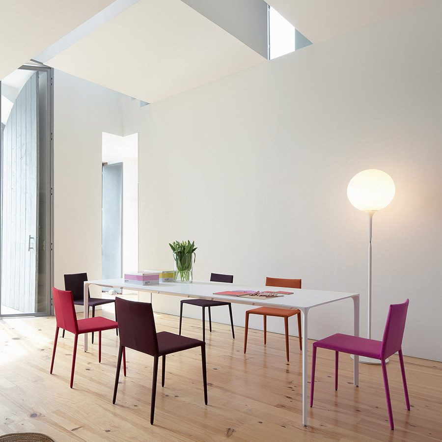 Arper NUUR Tisch - Beispielbild