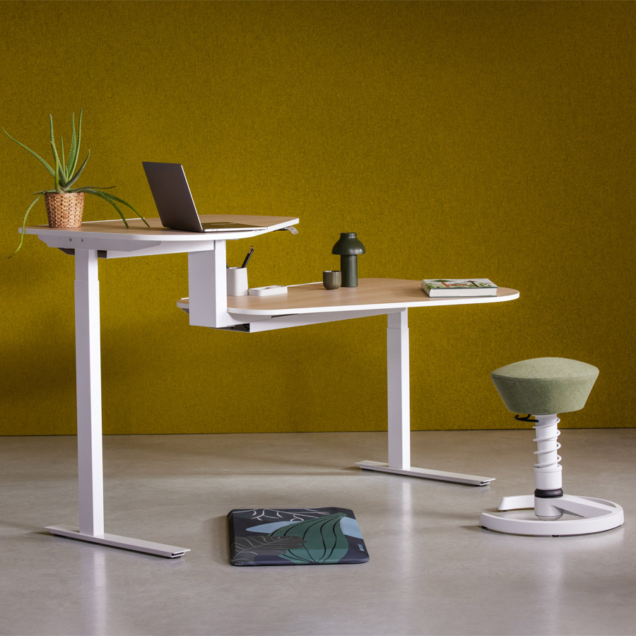 Aeris Active Office Desk - Gestell weiß - Stehposition links - Platte Eiche natur - Kante weiß