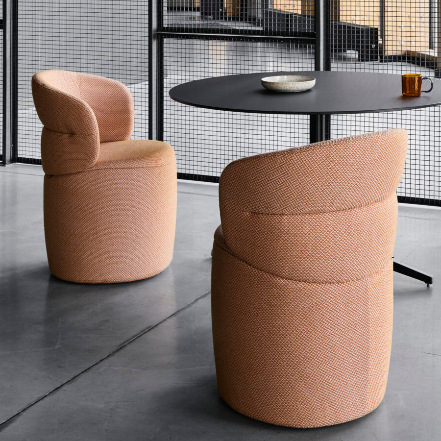 Noti Ekori gepolstert mit Sockel, Farbe Cleo Peach