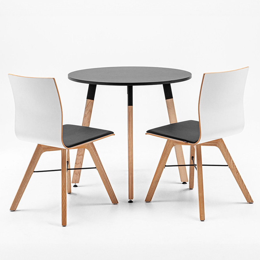 Bejot Spin SNWTBL Beistelltisch mit Tischplatte und Metallteile schwarz, Holzgestell Eiche natur