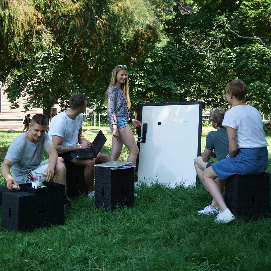 Xbrick und Flomo Board