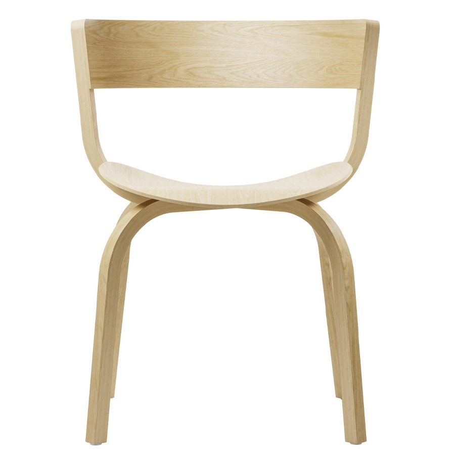 THONET 404 F Holzstuhl mit Armlehnen - Eiche klar lackiert - Frontansicht