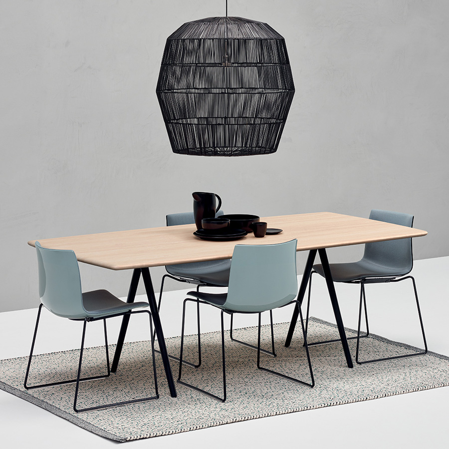 Arper CATIFA 46 0468 - Kufengestell schwarz - Schale PO00117