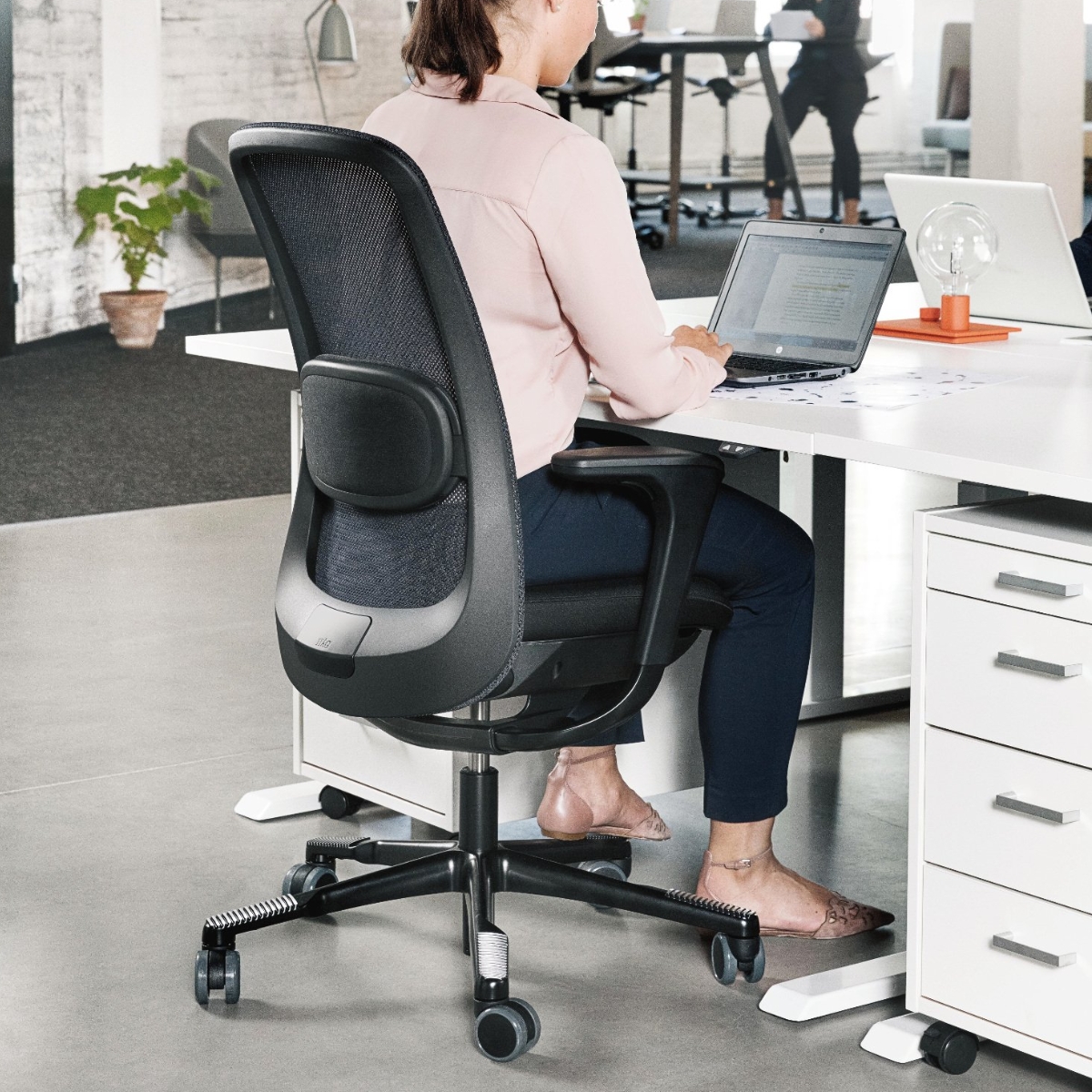 Sofi Mesh Drehstuhl sofort geliefert schwarz