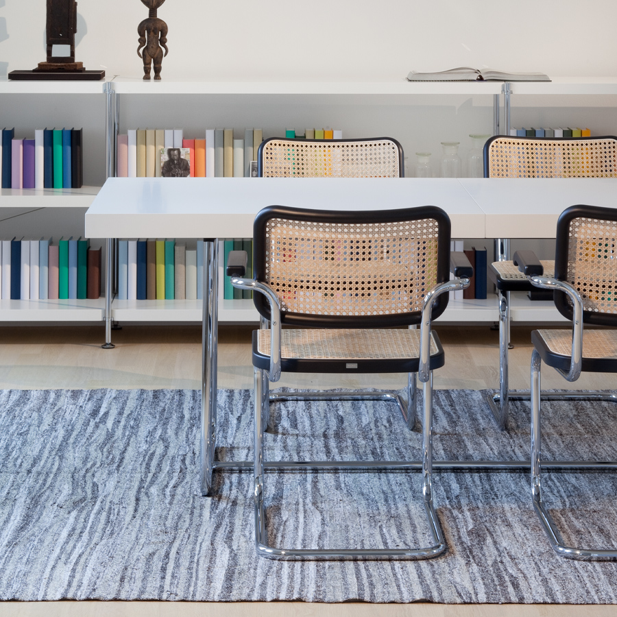 THONET Stahlrohr-Freischwinger - Beispielbild S 64 V