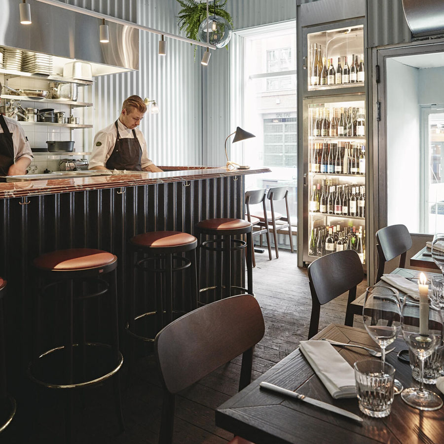 THONET 204 Barhocker | Beispielbild