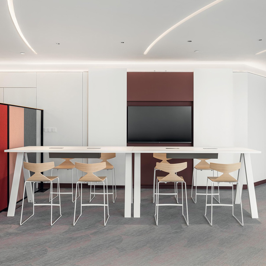 Arper Cross Stehtisch Höhe 105 cm weiß