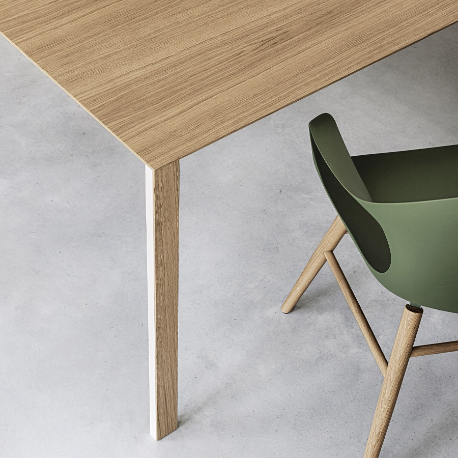 Kristalia Thin-K Aluminium Esstisch - Holz Eiche