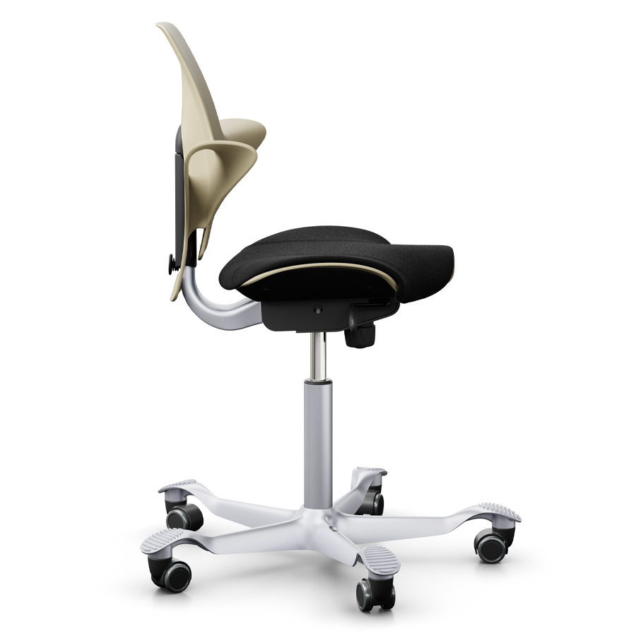 HAG CAPISCO PULS 8020 | Schale Sand | Sitz Cura schwarz | Gestell silber