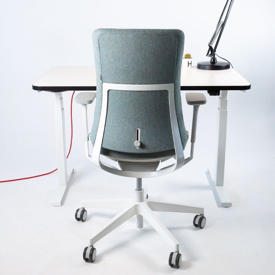 Profim Violle 130 SFL weiß mit höhenverstellbarem Schreibtisch NewWork