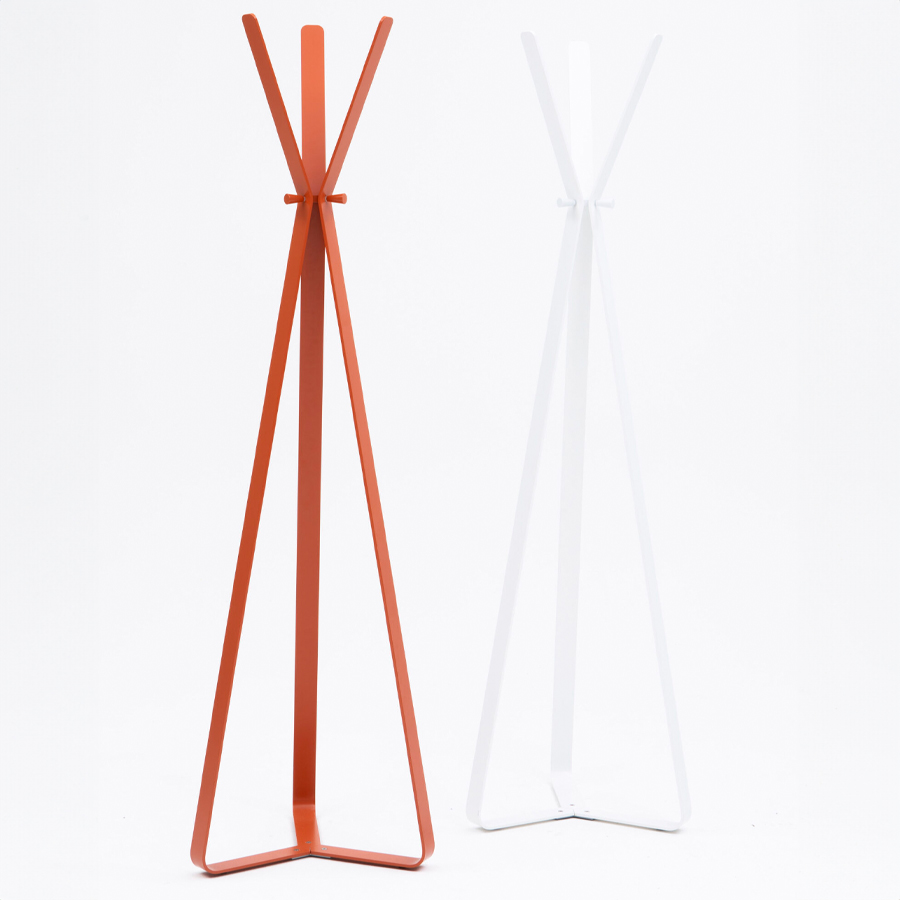 Cascando Bend Garderobe braun und weiß