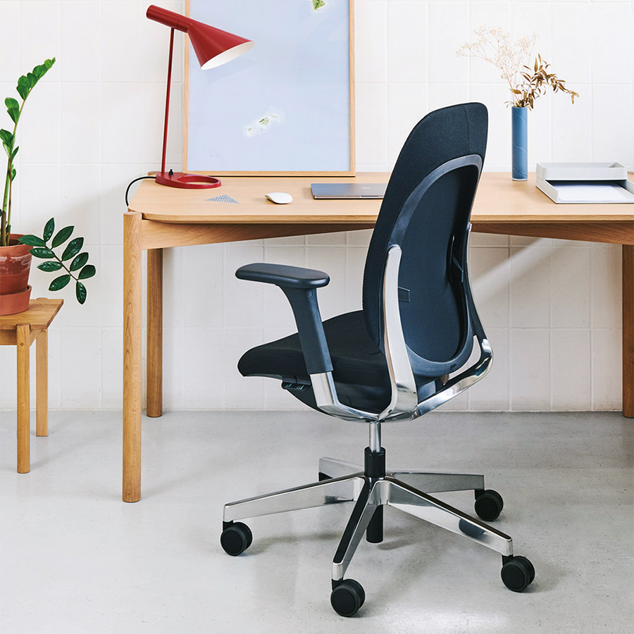 Giroflex 40-4049 Drehstuhl mit hoher Netzrückenlehne schwarz