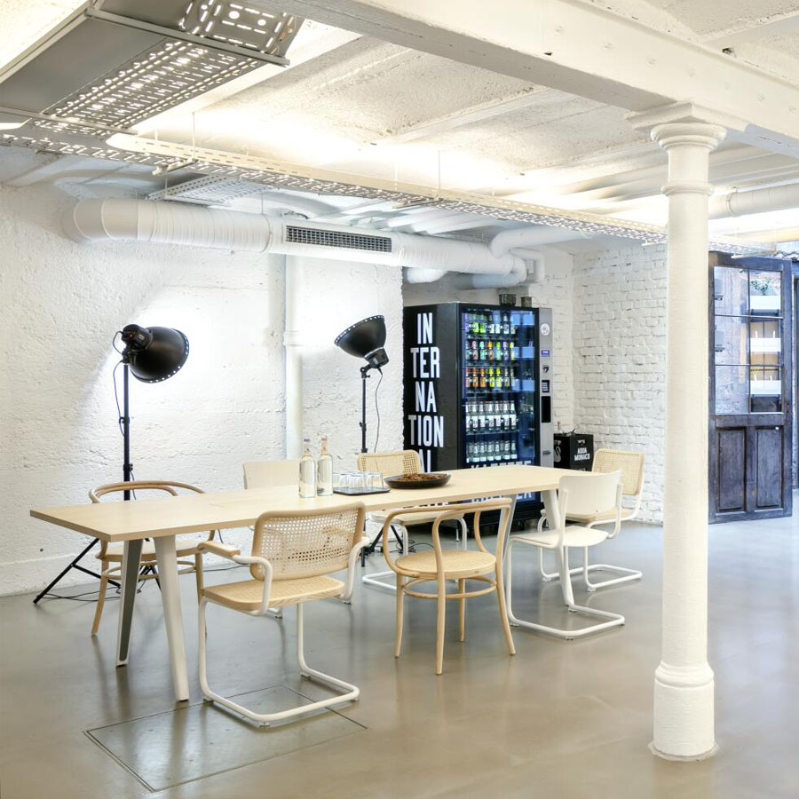 THONET 1500 Allrounder-Tisch - Beispielbild