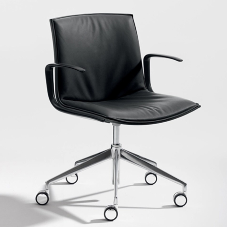 Arper CATIFA Up 6207 Leder schwarz - Beispielbild