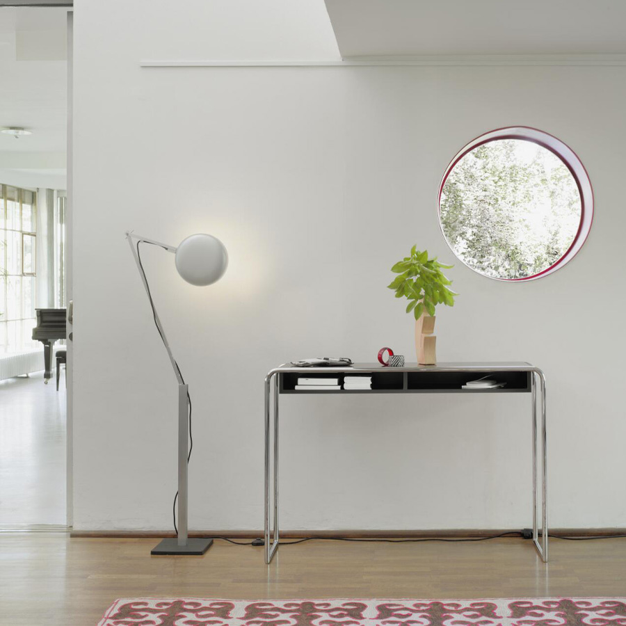 THONET B 108 Konsolentisch mit Ablagefächern | Beispielbild