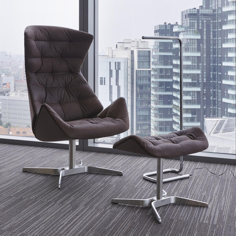 THONET LED Stehleuchte LUM 125 - Beispielbild