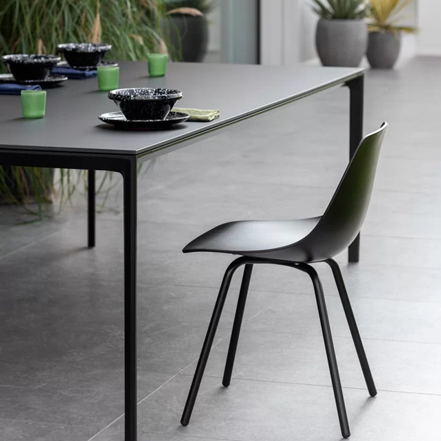 lapalma MIUNN OUTDOOR Stuhl Vierfuß schwarz | Beispielbild