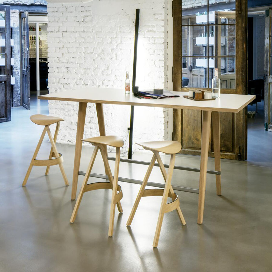 THONET 1500 Allrounder-Tisch - Beispielbild hohe Ausführung