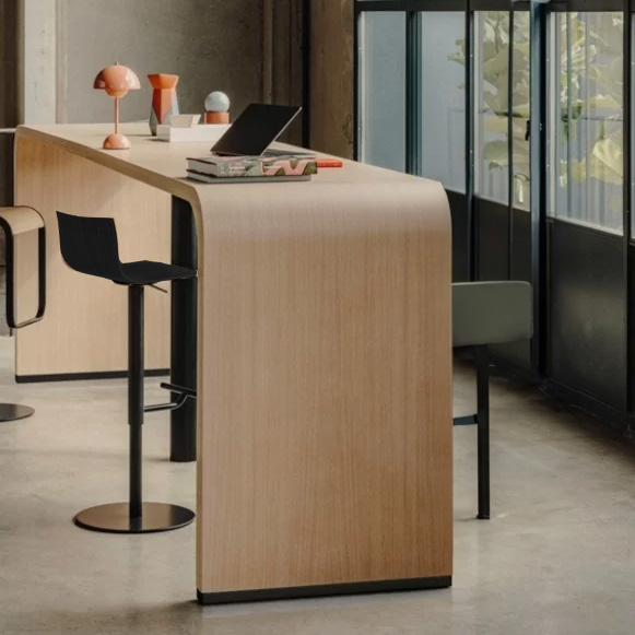 Lapalma Thin Barhocker schwarz (Eiche schwarz gebeizt) Ambiente