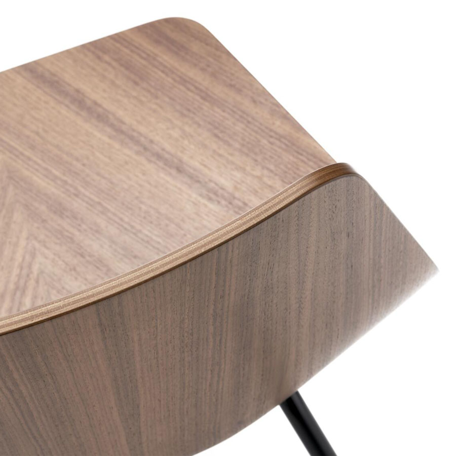 THONET S 661 Stahlrohrstuhl Edelholz Nussbaum - Gestell schwarz - Nahaufnahme