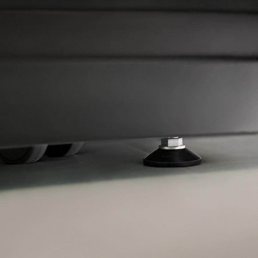 HushFree.L Nivellierfüße und Rollen