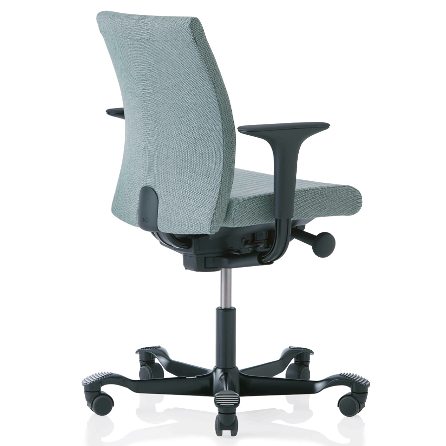 HAG Creed 6004 mit mittelhoher Rückenlehne u. 2D-Armlehnen - Re-wool