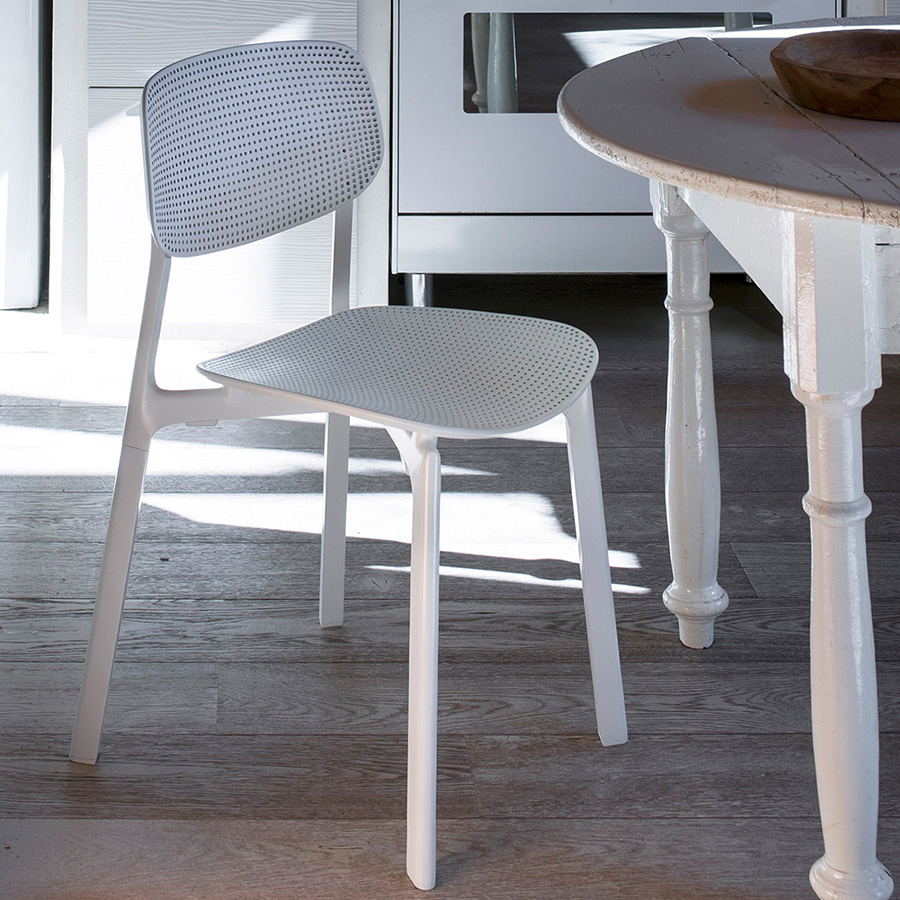 Kristalia COLANDER Chair Moodbild 1