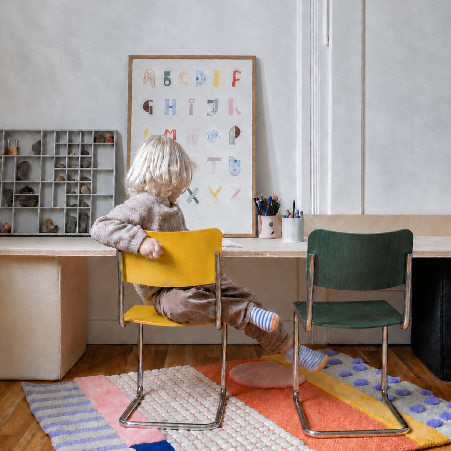 thonet S 43 Kinderstuhl Gelb und Grün