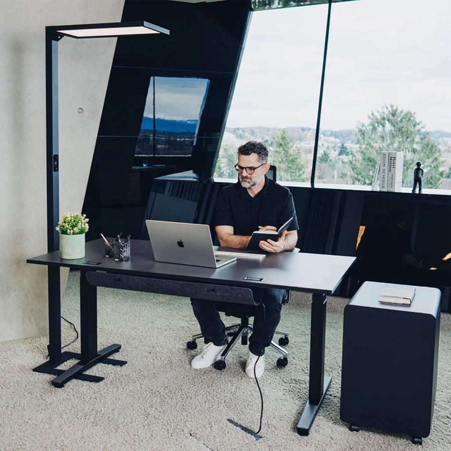 Yaasa Desk Expert und Chair Expert Bundle mit Lamp Classic