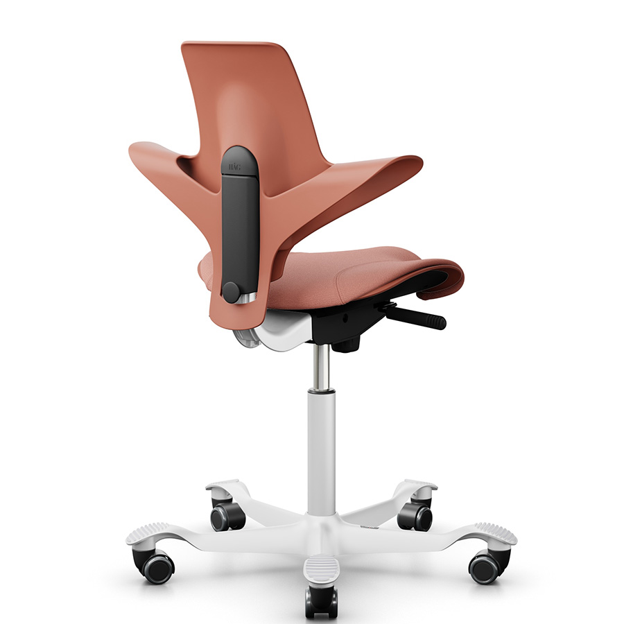 HAG Capisco Puls 8020 Rosehip mit Bezug LIght blush Select (Gabriel) Gestell weiß